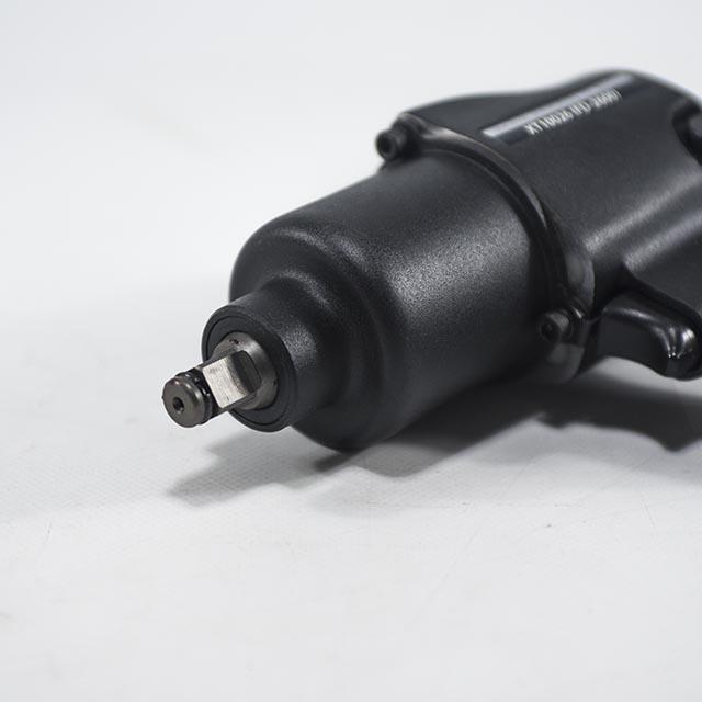 Pneumatický utahovák 1/2" 680Nm XT10026, XTline 