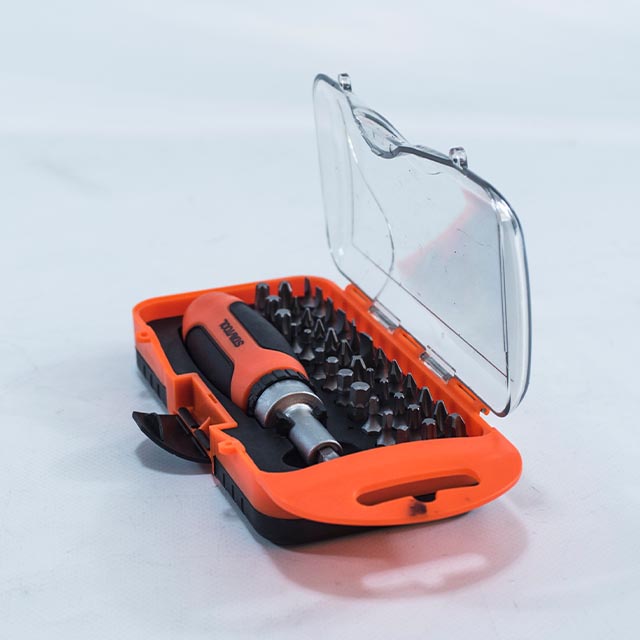 Sada bitů s ráčnovým šroubovákem 38dílů